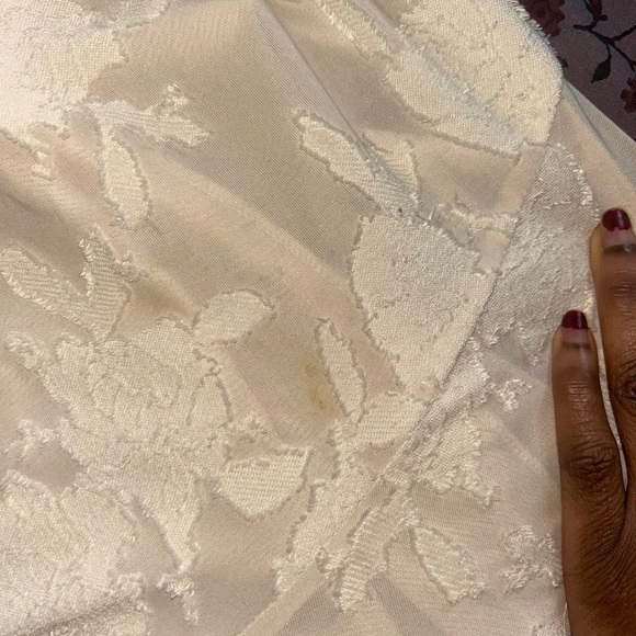 House of CB Cream Backless Lace Dress - Picture 7 of 8